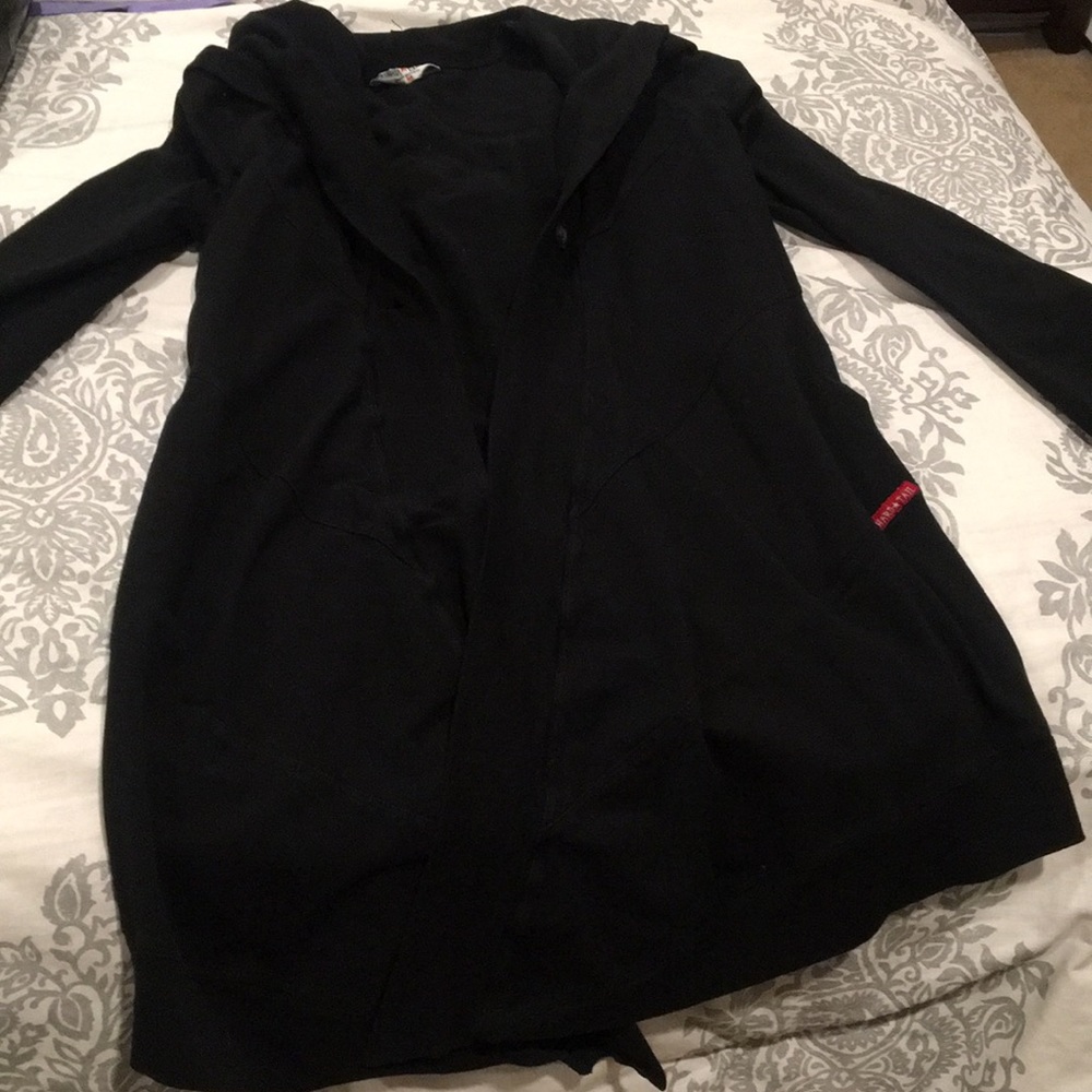 Hardtail hooded button up